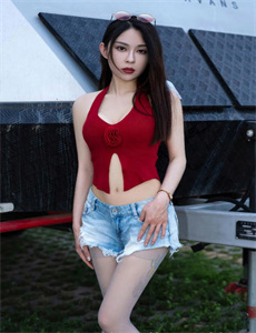 嗯啊开小嫩苞好深啊H视频